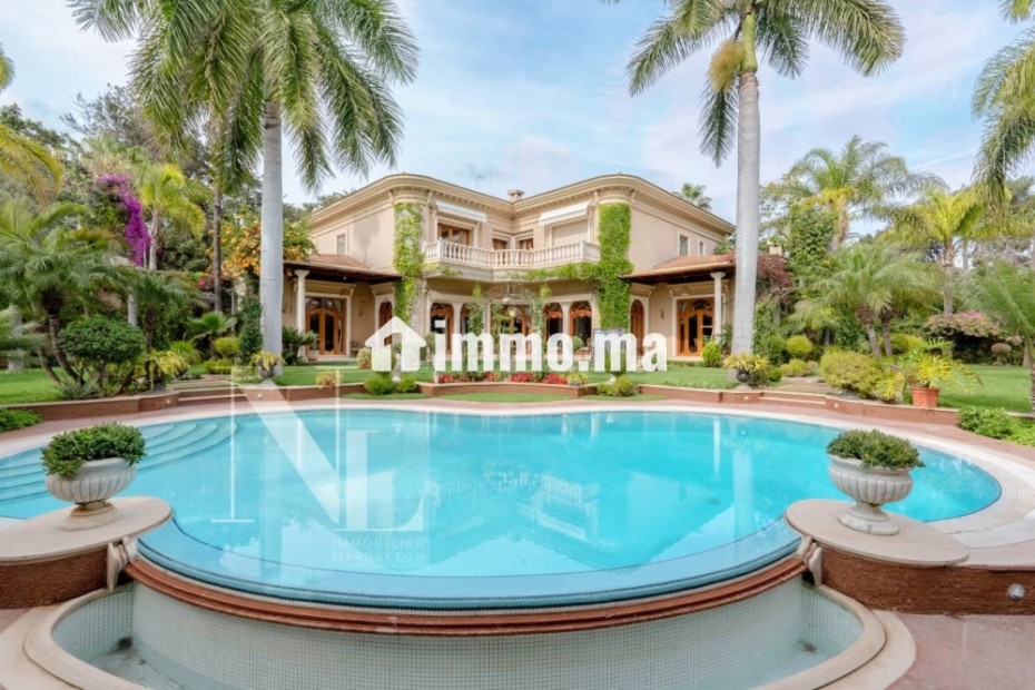 Somptueuse villa à vendre à Californie. Superficie 2100 m². Meublé - Vente Immobilier - Casablanca - photo 1
