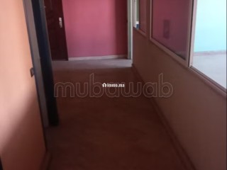 Habit immobilier met en vente un joli appartement Bureau avec garage titré - Appartement à vendre - Casablanca