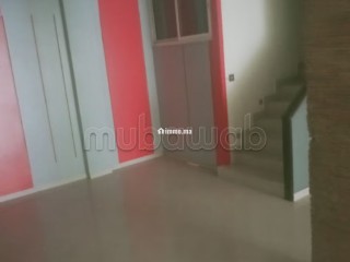 A vendre un magasin commercial avec Mezzanine - Appartement à vendre - Casablanca