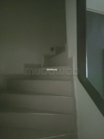 a-vendre-un-magasin-commercial-avec-mezzanine-big-10