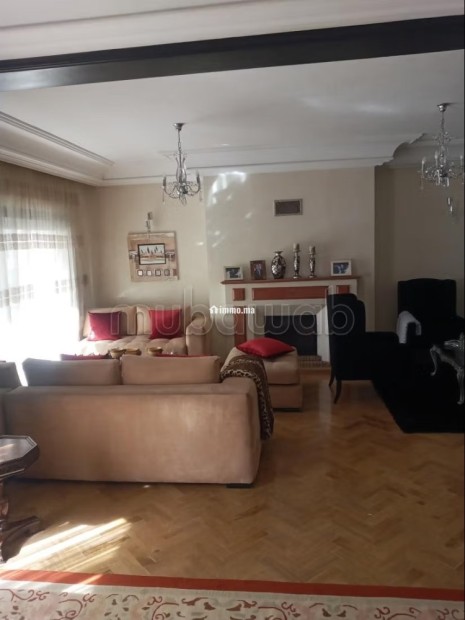 A vendre un joli appartement de 4 chambres et 2 places au garage - Vente Immobilier - Casablanca - photo 4