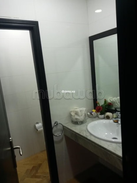 A vendre un joli appartement de 4 chambres et 2 places au garage - Vente Immobilier - Casablanca - photo 7