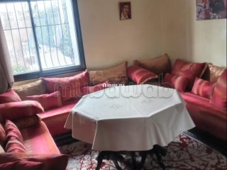 A vendre un joli appartement de 4 chambres et 2 places au garage - Appartement à vendre - Casablanca