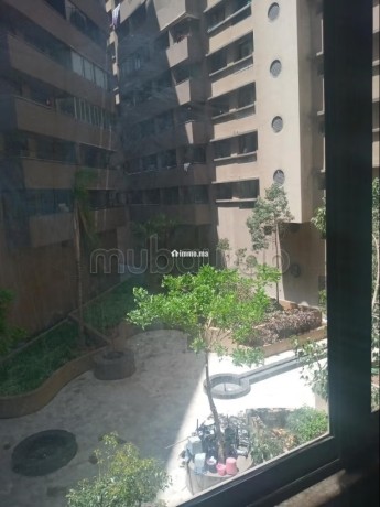 a-vendre-un-bel-appartement-haut-standing-big-12