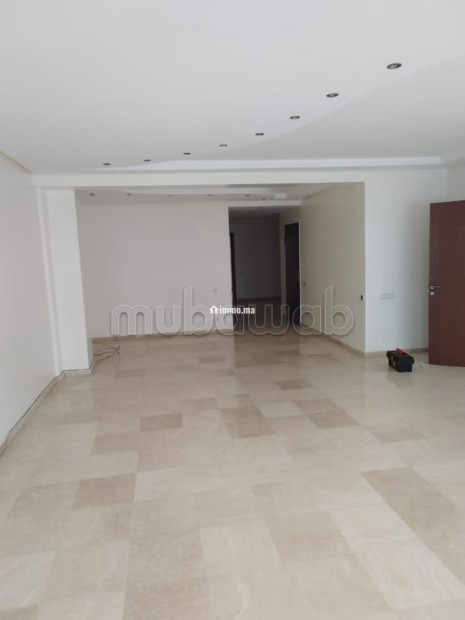 A louer un bel appartement haut standing - Location Immobilier - Casablanca - photo 7