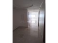 a-louer-un-bel-appartement-haut-standing-small-5