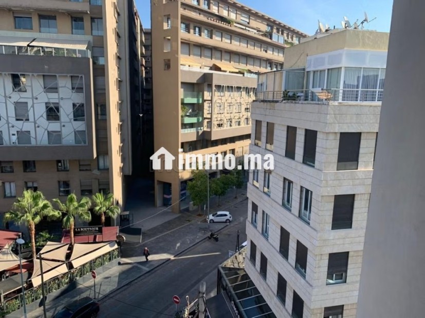 A louer un bel appartement meublé avec terrasse - Location Immobilier - Casablanca - photo 2