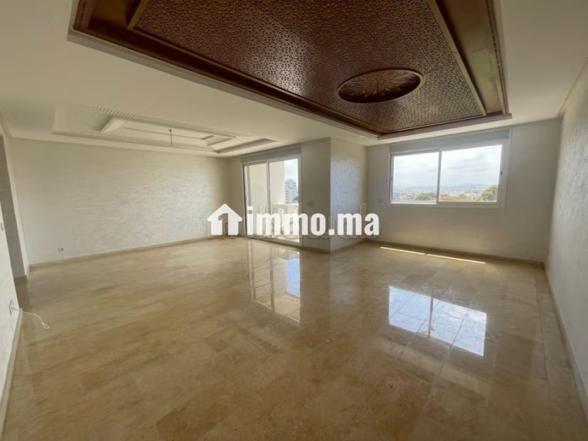 Vue dégagée exceptionnelle appart à Iberia 160m² - Location Immobilier - Tanger - photo 1