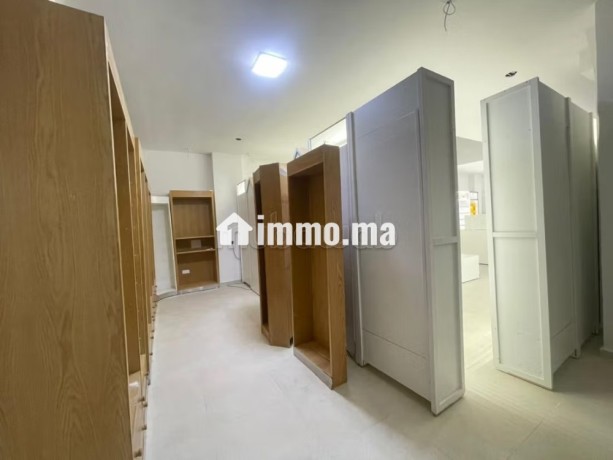local-a-vendre-2-vitrines-proche-de-clinique-assalam-big-9