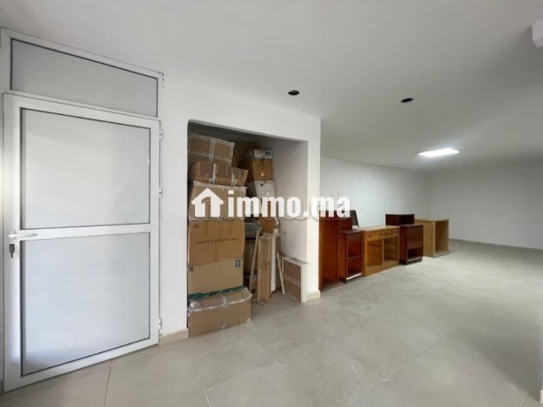local-a-vendre-2-vitrines-proche-de-clinique-assalam-big-7