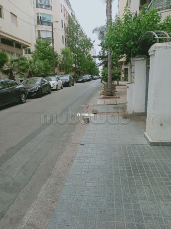 a-vendre-un-magasin-commercial-big-5