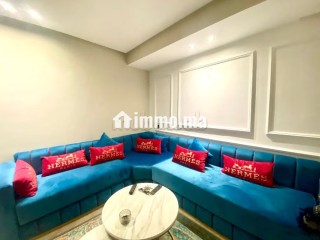 Magnifique Studio Meublé sans vis a vis avec double terrasse au Maarif Disponible le 01/08 - Appartement à louer - Casablanca