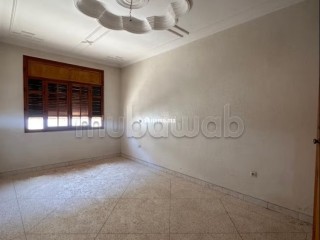 Superbe appartement à vendre à Hay Houda. 4 pièces confortables - Appartement à vendre - Agadir