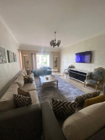 appartement-en-location-a-secteur-touristique-3-grandes-pieces-meuble-big-8