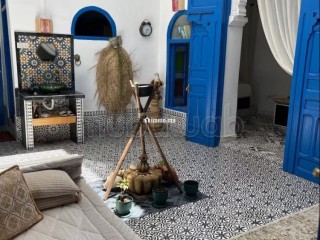 Riad pour location saisonnière à Médina. 4 chambres. Porte blindée, salon marocain - Villa à vendre - Rabat