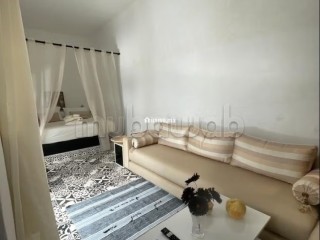 Riad pour location saisonnière à Médina. 4 chambres. Porte blindée, salon marocain - Villa à vendre - Rabat