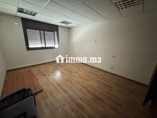 Location de bureaux à Maârif. Surface totale 120 m². Ascenseur - Bureau à louer - Casablanca