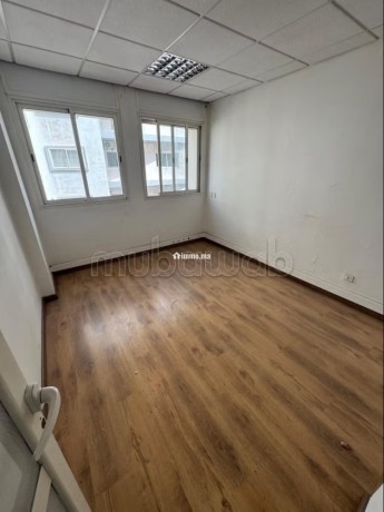 location-de-bureaux-a-maarif-surface-totale-120-m2-ascenseur-big-6