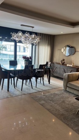 location-dun-appartement-a-ain-diab-2-chambres-agreables-meuble-big-1