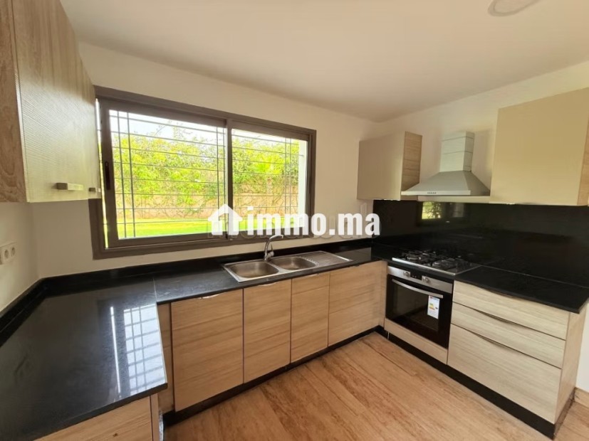 Somptueuse Villa 4 chambres en location vide ou meublée à Californie avec piscine et grand jardin, Casablanca - Location Immobilier - Casablanca - photo 8