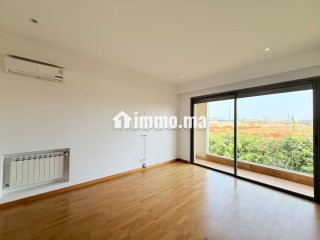 Somptueuse Villa 4 chambres en location vide ou meublée à Californie avec piscine et grand jardin, Casablanca - Villa à louer - Casablanca