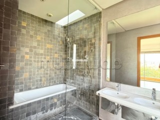 Somptueuse Villa 4 chambres en location vide ou meublée à Californie avec piscine et grand jardin, Casablanca - Villa à louer - Casablanca