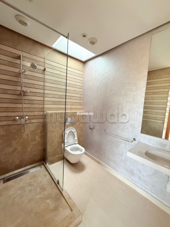 somptueuse-villa-4-chambres-en-location-vide-ou-meublee-a-californie-avec-piscine-et-grand-jardin-casablanca-big-15