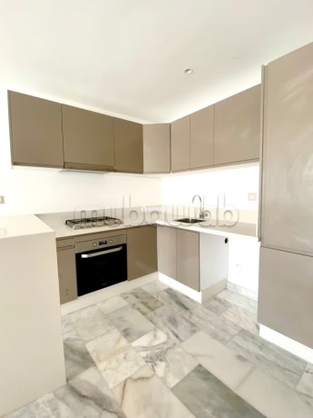 magnifique-studio-neuf-sans-vis-a-vis-en-location-vide-a-palmier-casablanca-big-2