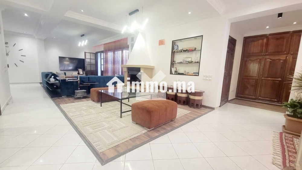 Appartement à Louer de 130.0 m² à Casablanca, Maarif - Location Immobilier - Casablanca - photo 1