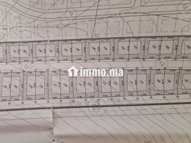 terrain-350m-zone-villa-riad-isly-big-3