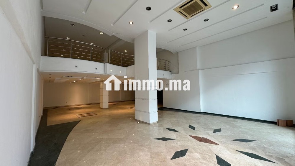 Local commercial à louer à Massira à côté ONOMO - Location Immobilier - Casablanca - photo 2