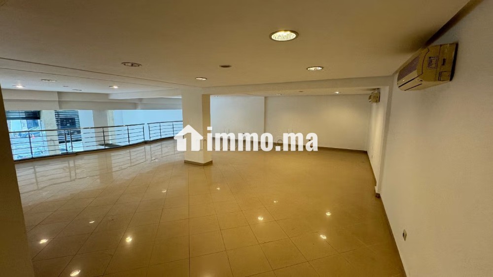 Local commercial à louer à Massira à côté ONOMO - Location Immobilier - Casablanca - photo 6