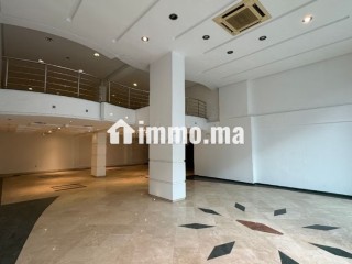 local-commercial-a-louer-a-massira-a-cote-onomo