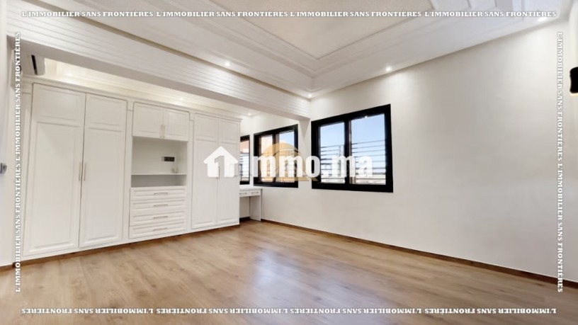 duplex-vide-a-louer-190-m2-hivernage-big-14