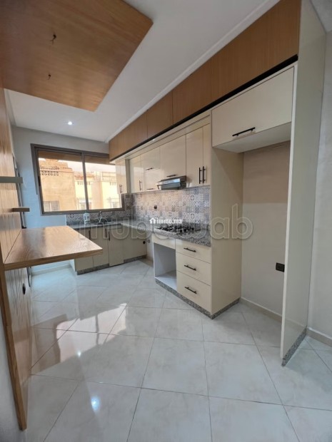 Vend appartement à Hay Mohammadi. 3 grandes pièces - Vente Immobilier - Agadir - photo 1