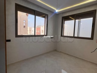Vend appartement à Hay Mohammadi. 3 grandes pièces - Appartement à vendre - Agadir