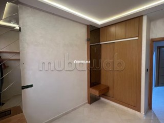 Vend appartement à Hay Mohammadi. 3 grandes pièces - Appartement à vendre - Agadir