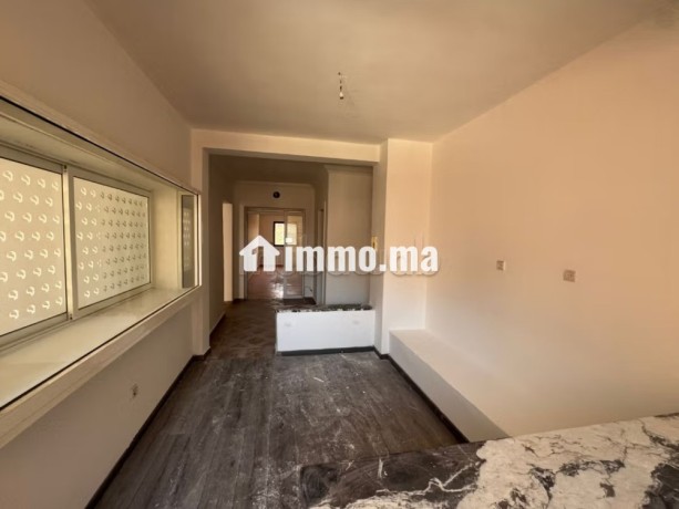 appartement-bureau-a-la-location-a-gueliz-big-0