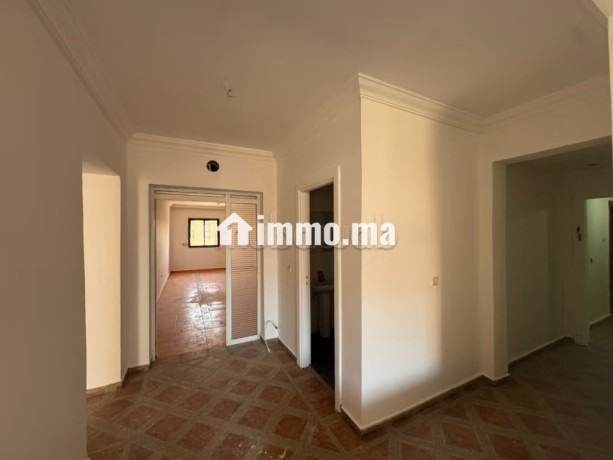 appartement-bureau-a-la-location-a-gueliz-big-9