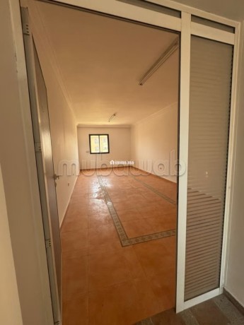 appartement-bureau-a-la-location-a-gueliz-big-10