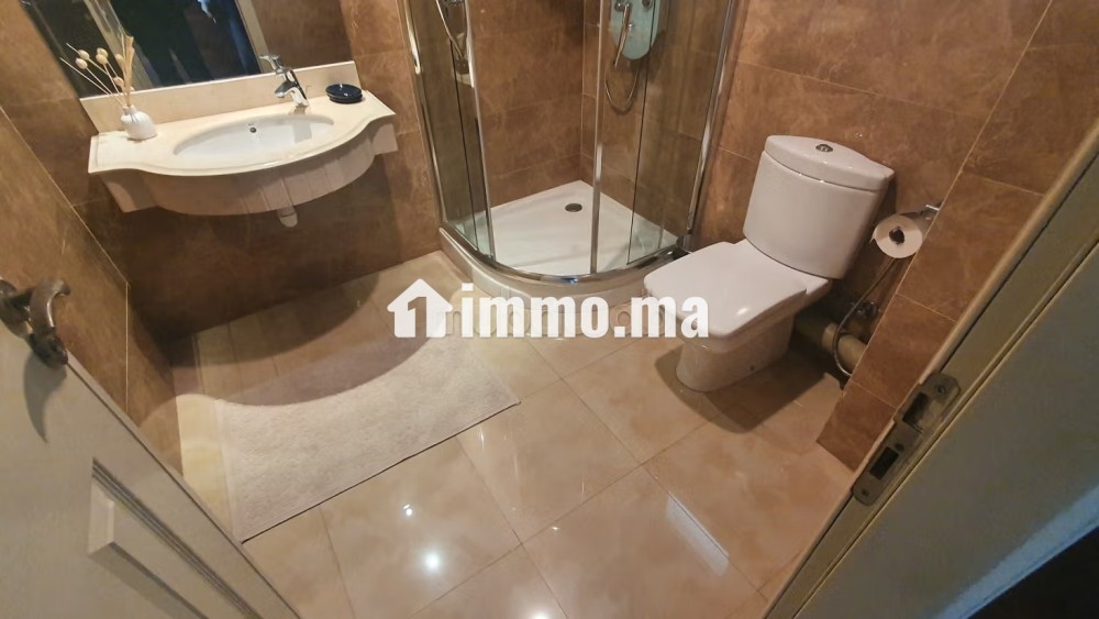 Top appartement 2CH meublé avec terrasse Gauthier - Location Immobilier - Casablanca - photo 7