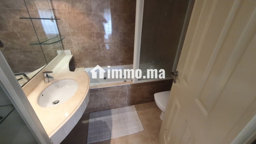 top-appartement-2ch-meuble-avec-terrasse-gauthier-big-9
