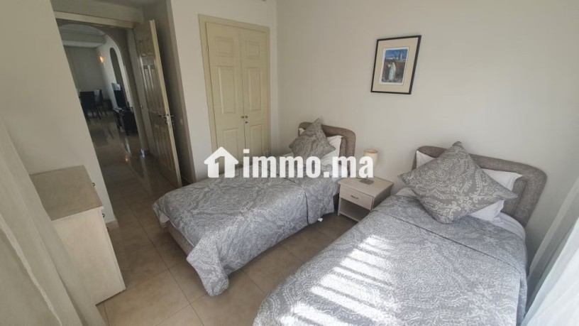 top-appartement-2ch-meuble-avec-terrasse-gauthier-big-11