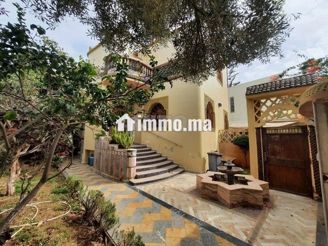 Villa 4 façade ensoleillée 3niveaux - Vente Immobilier - Rabat - photo 4