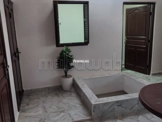 Chambres pour filles bd Abdelkrim khettabi - Maison à louer