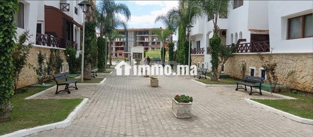 appartement-dans-une-residance-avec-picsine-big-3
