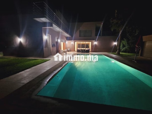 superbe-villa-a-louer-a-route-de-fez-surface-totale-5000-m2-meuble-big-9