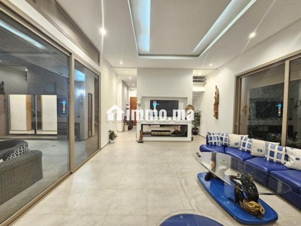 superbe-villa-a-louer-a-route-de-fez-surface-totale-5000-m2-meuble-big-10