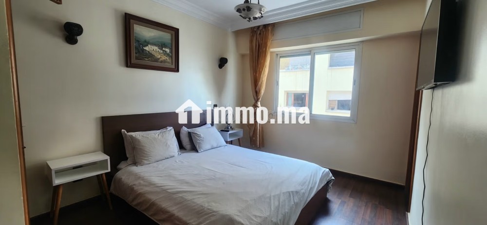 Appartement propre plein Racine avec terrasse - Location Immobilier - Casablanca - photo 8