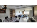 appartement-propre-plein-racine-avec-terrasse-small-2